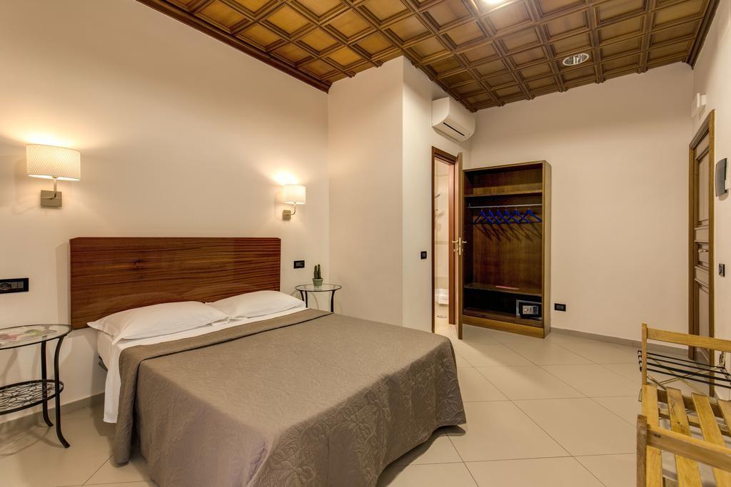 Persepolis Rome Hotel ภายนอก รูปภาพ