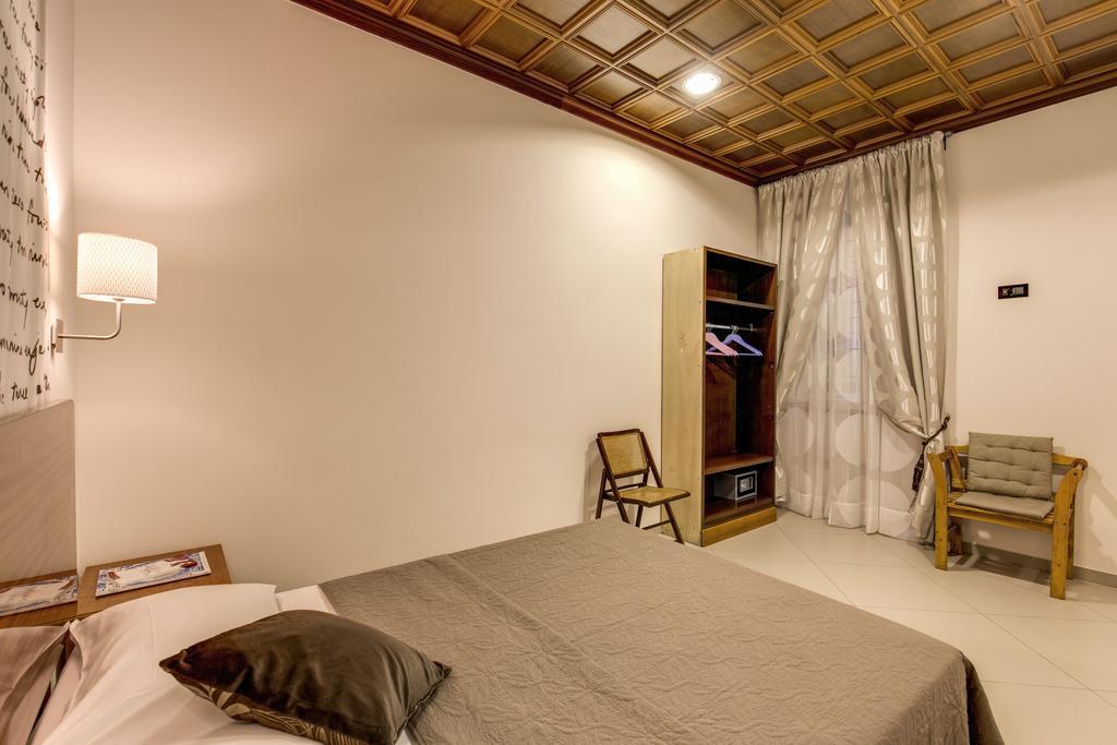 Persepolis Rome Hotel ภายนอก รูปภาพ