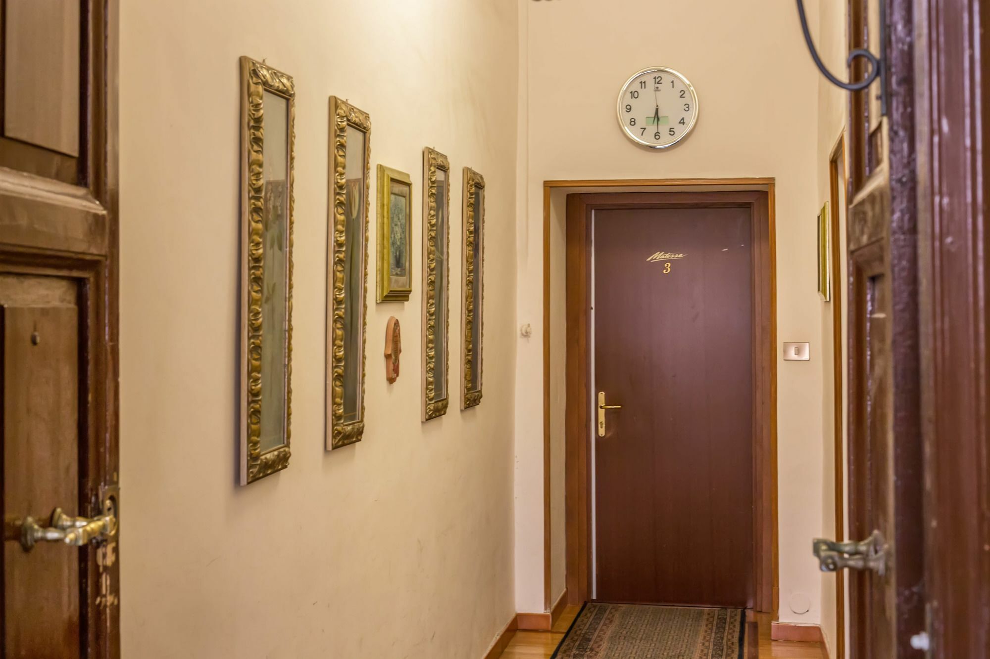Persepolis Rome Hotel ภายนอก รูปภาพ