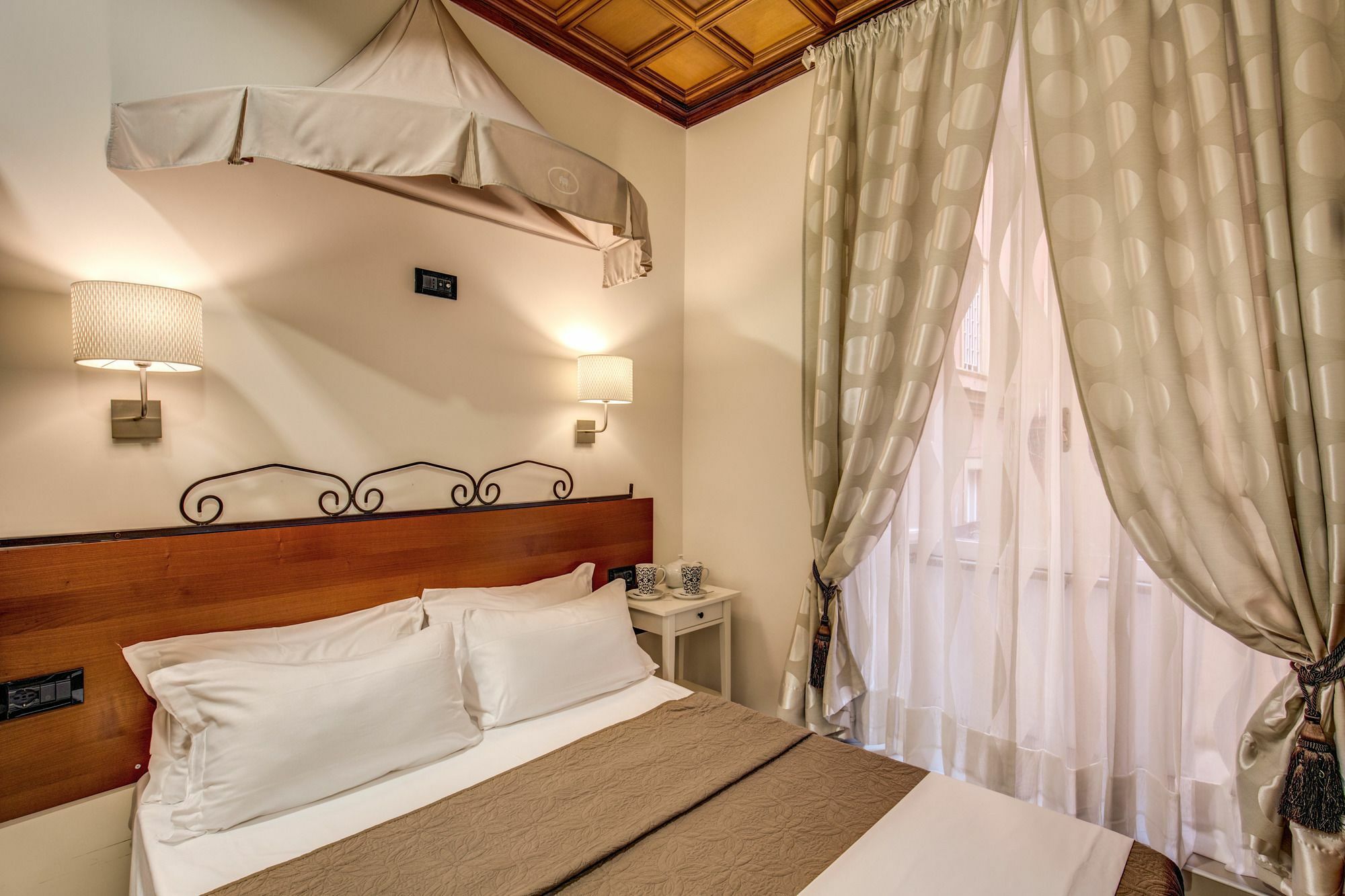 Persepolis Rome Hotel ภายนอก รูปภาพ