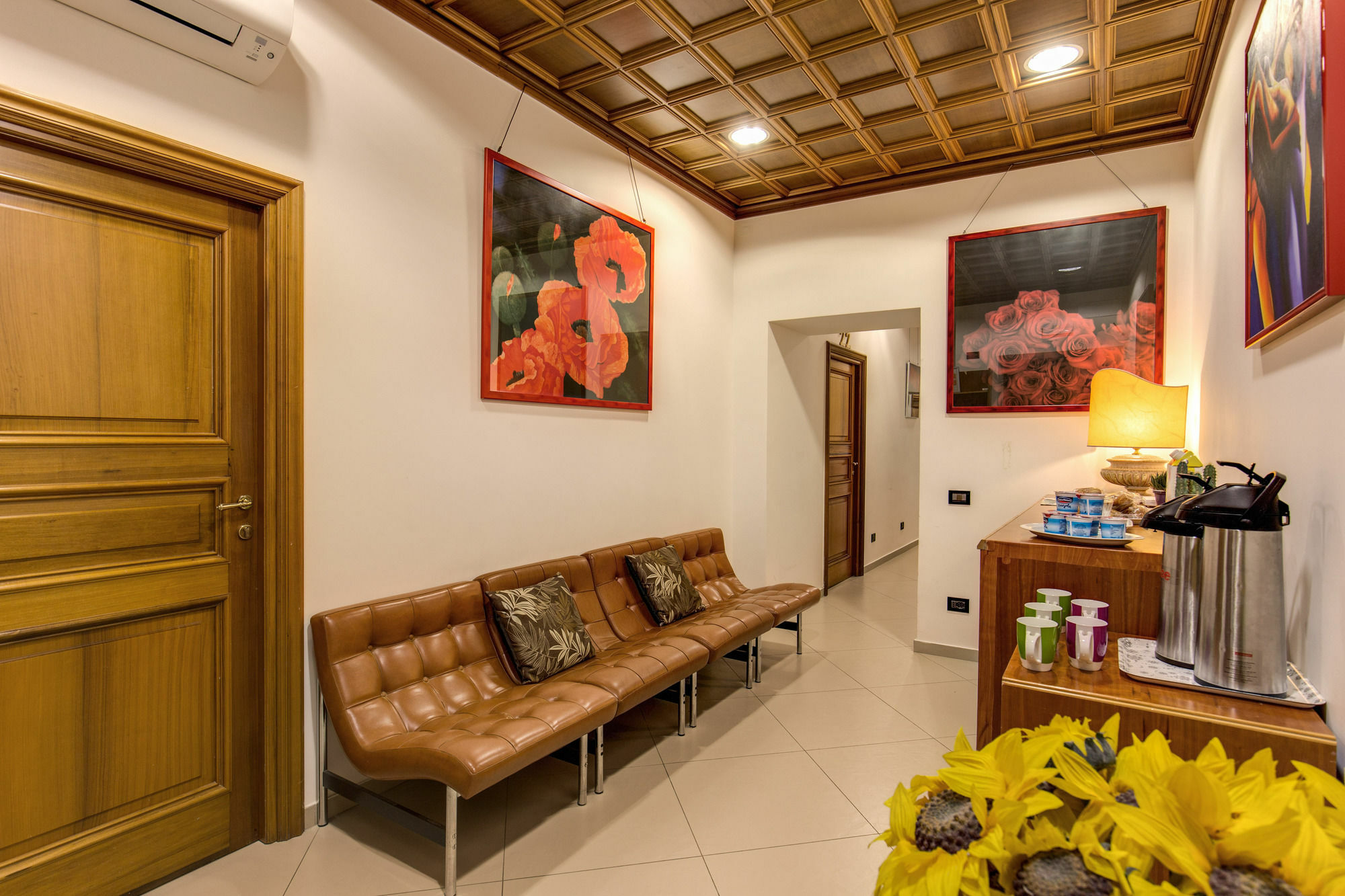 Persepolis Rome Hotel ภายนอก รูปภาพ